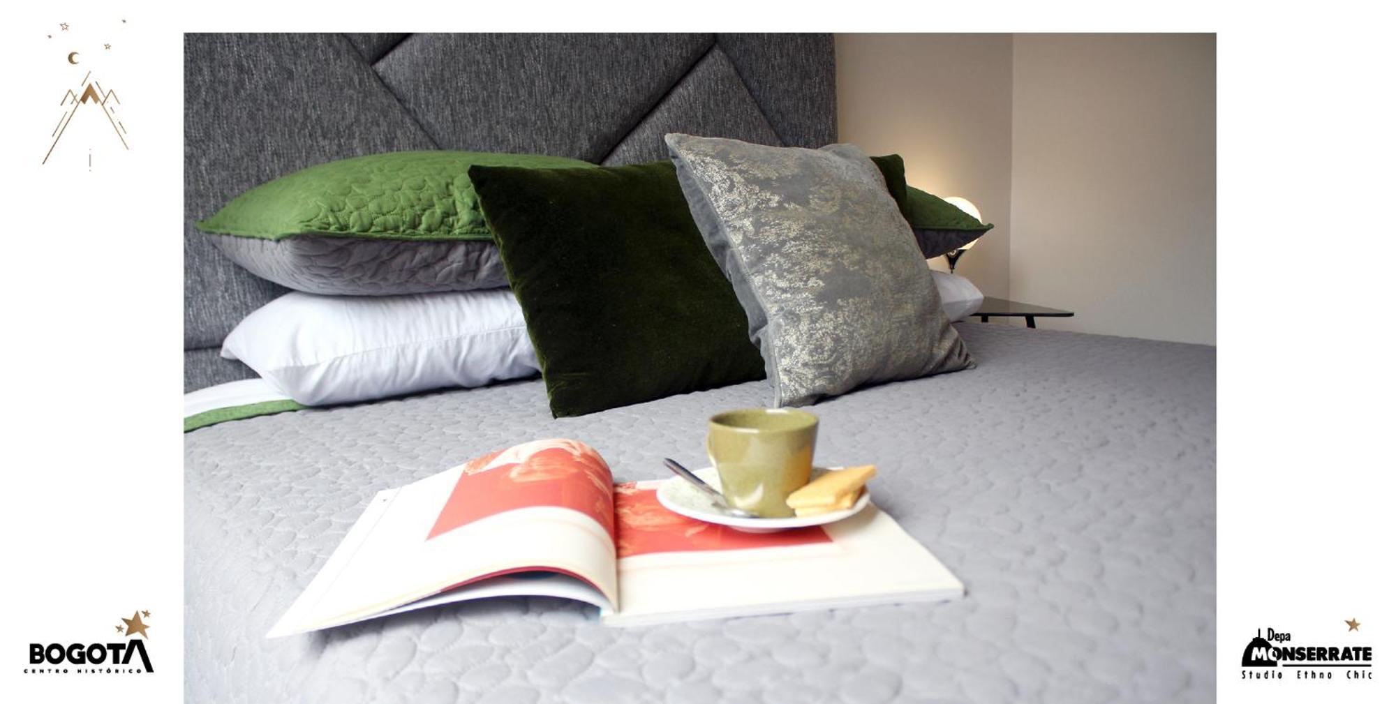Depa Monserrate - Charming Historic Nest With Breathtaking Mountain Views - Apartaestudio Bogotá Extérieur photo