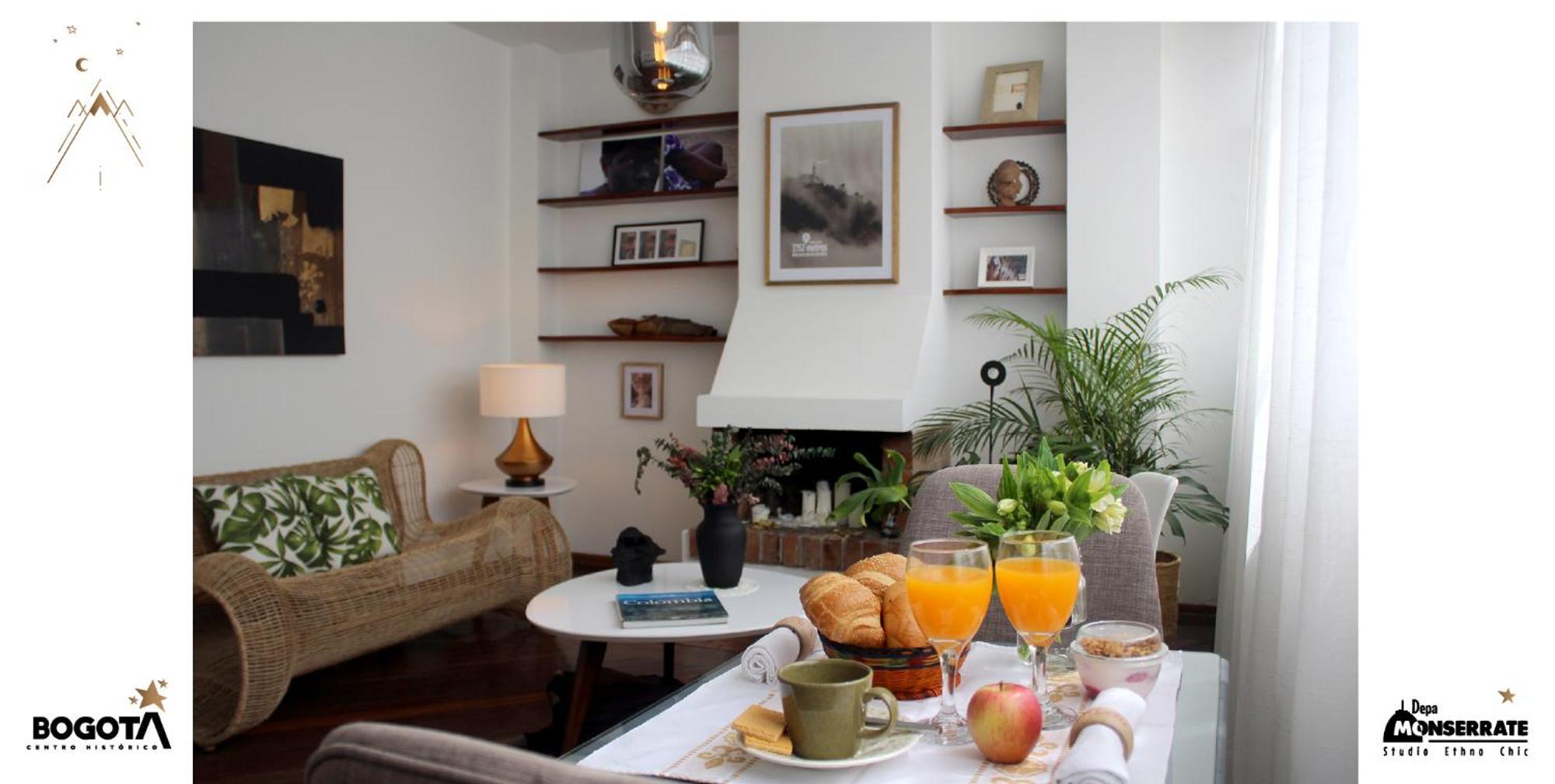Depa Monserrate - Charming Historic Nest With Breathtaking Mountain Views - Apartaestudio Bogotá Extérieur photo