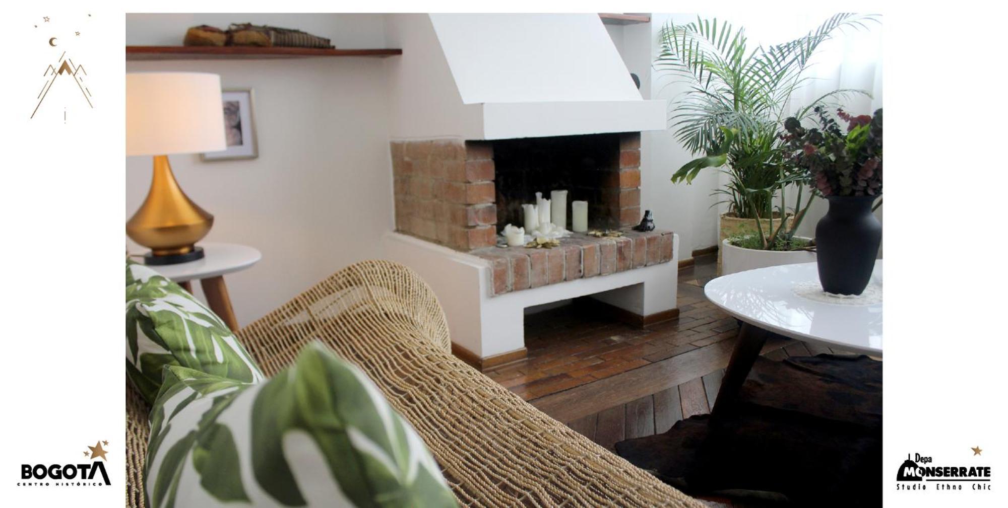 Depa Monserrate - Charming Historic Nest With Breathtaking Mountain Views - Apartaestudio Bogotá Extérieur photo
